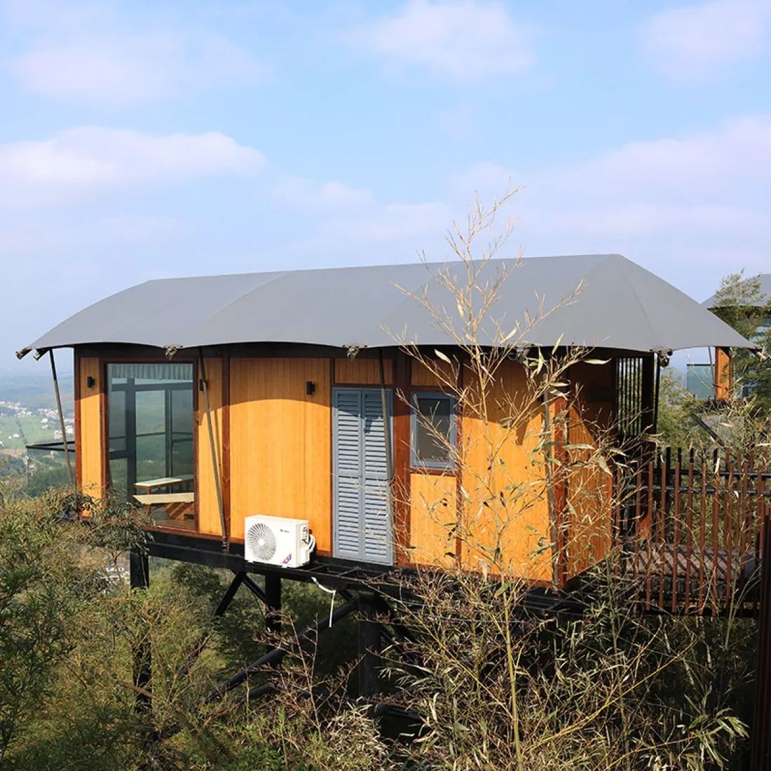 Bamboo-structured homestay