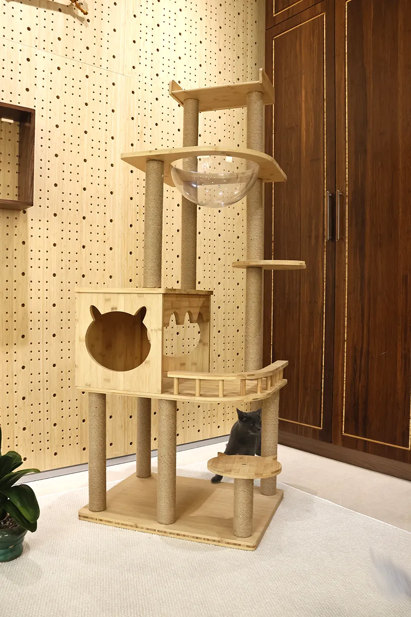 Cat-shaped Bamboo Cat Climbing Frame